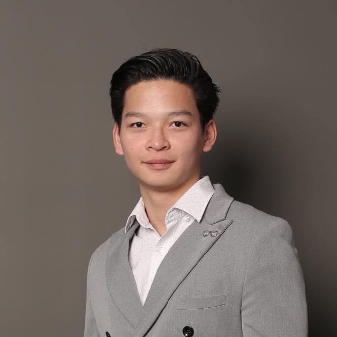 Hoang Truong, tutor at Edlintics